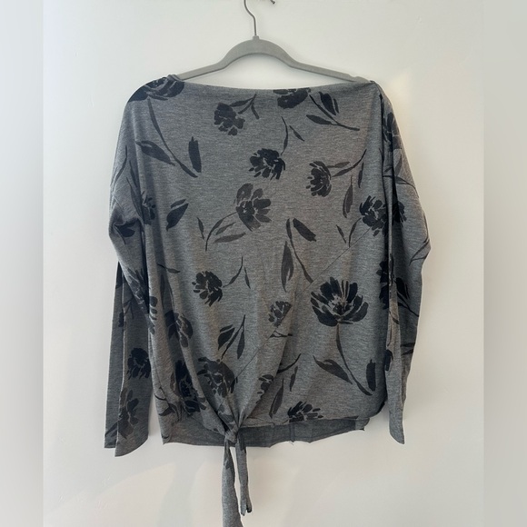 Maurices Gray Floral Blouse - Picture 1 of 2
